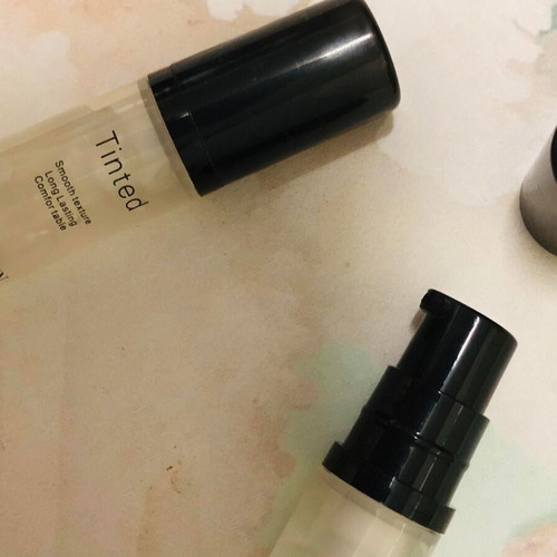 Set of 2 Blue Thin Tinted Face Primers used, 6 ml each