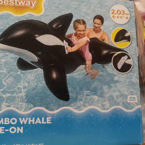 Bestway inflatable whale like new, 2.03m x 1.02m