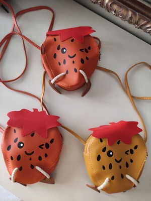 Children's leather bag new, can also be used as wallet