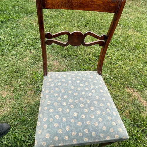 Extendable round dining table with 6 chairs used