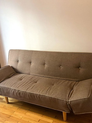 Three-seater sofa bed with left arm defect