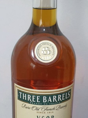 Μπουκάλι Three Barrels VSOP Brandy 1 λίτρο καινούργιο