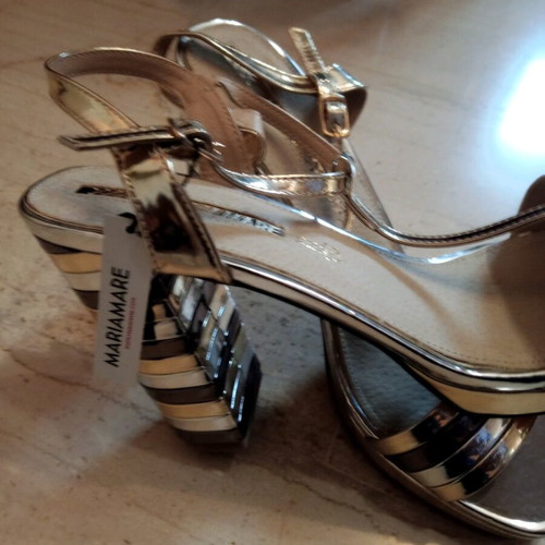 A To Z Greek women's shoes size 41 like new, 2 pairs