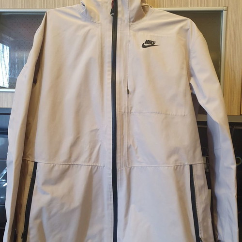 Nike Jacket Nsw Women's Tech Pack Woven pink used, waterproof and windproof
