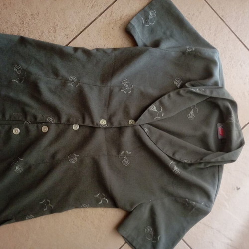 Floral women's shirt, size small, green