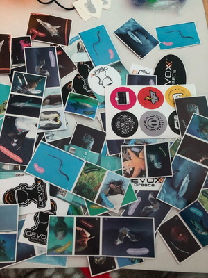 Stickers 120 like new with animals, emojis and 3D company logos
