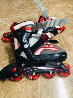Powerflex kids rollers like new, size 34-37 with AGI i7S TWS Black headphones gift