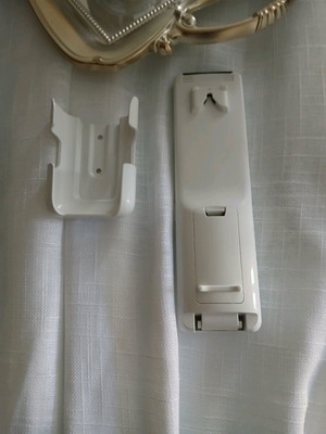 Universal air conditioner remote control like new