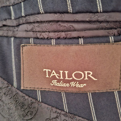 Tailor navy pinstripe suit no 48