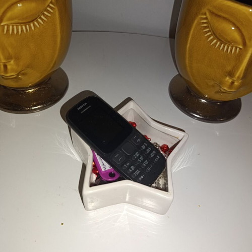 Nokia 105 Dual Sim Black like new with Greek menu