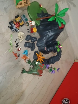 Playmobil Dinosaurs Volcano with Dinosaurs and Explorers like new