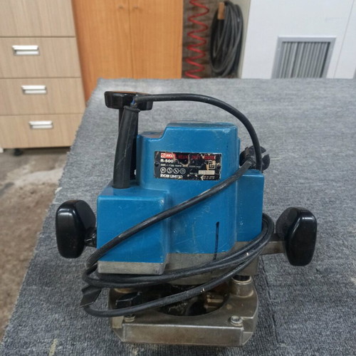 Ryobi Plunge Router like new 220V 7.5A 1500W 50Hz 22000/min