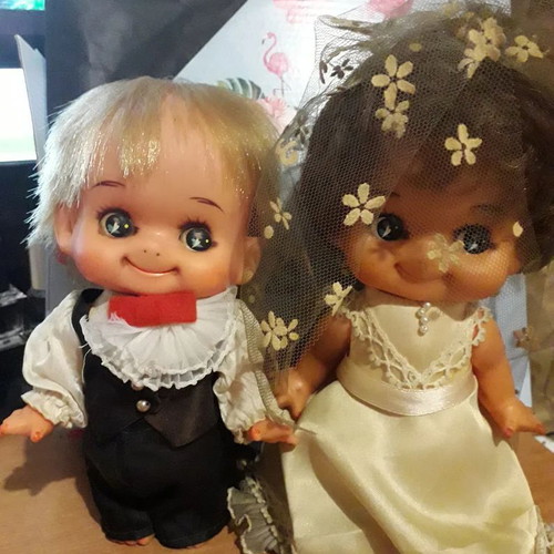 Vintage Kewpie bride and groom dolls pack used