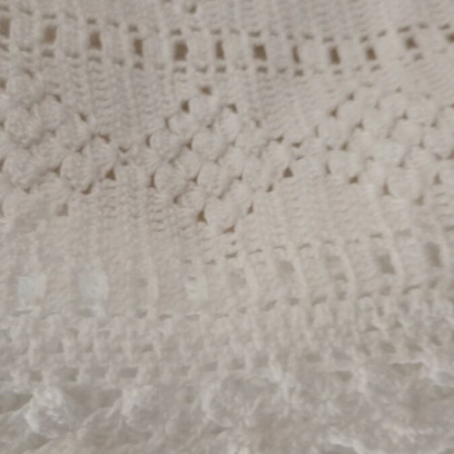 Knitted handmade blanket like new, width 2 meters, length 2.20