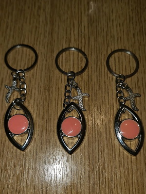 Keychain charms like new, pack of 3 pieces