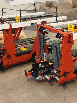 Lego Technics 42098 like new