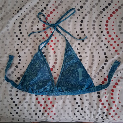 Women's bikini top like new, size M, blue turquoise