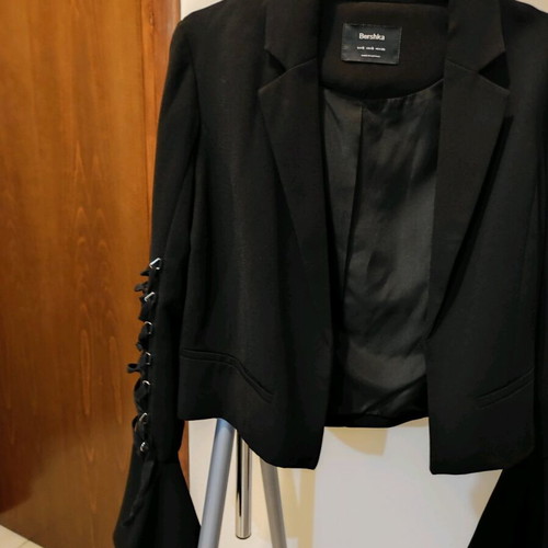 Cropped blazer with laced up bell sleeves new, Bershka black, size S