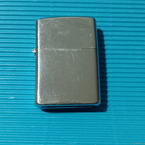 Z-16 Windproof Lighter like new