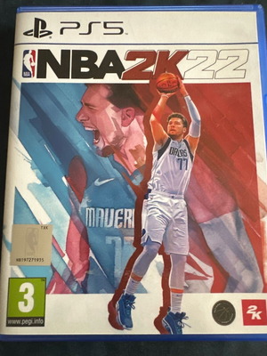NBA 2K22 PS5 like new