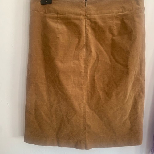 Zara suede skirt beige like new, size L