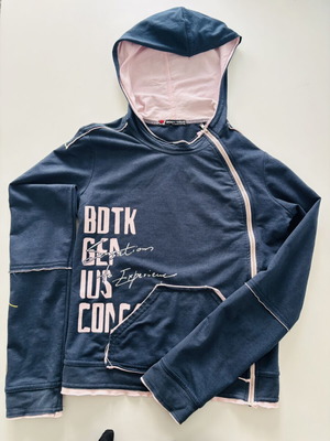 BodyTalk dark blue hooded sweatshirt with pink accents