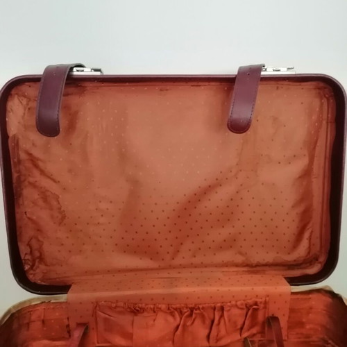 Vintage suitcase used, burgundy color, 1970s with metal clasps