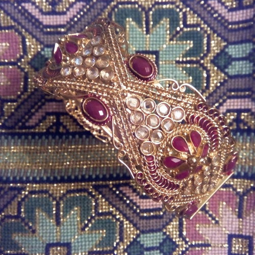 Gold-plated bracelet with rubies and zircon, like new