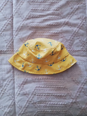 Bella summer hat like new, yellow size S