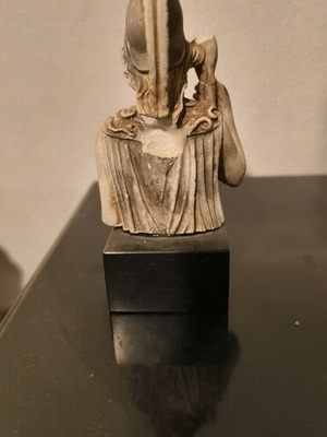 Mirko Athena statue used