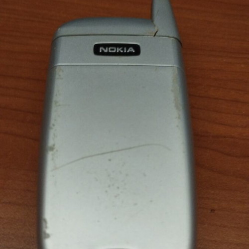 Nokia 6101 used without battery, unknown condition