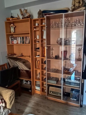 Σύνθετο IKEA μεταχειρισμένο με βιτρίνα και ράφια