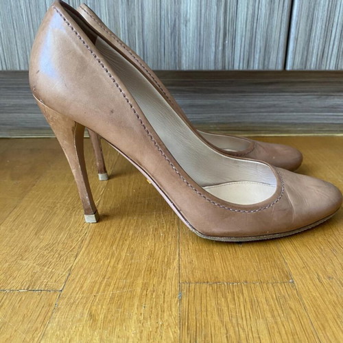 Prada vintage leather pumps beige-blush used, size 39