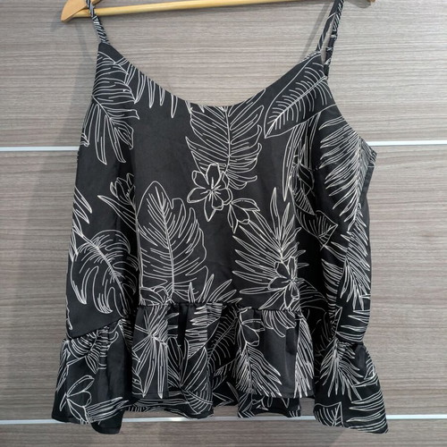 Top with tropical pattern like new, size L, black and white