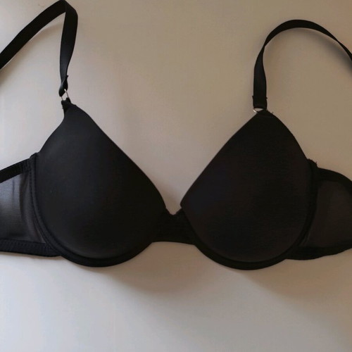 Primark 80D black bra like new without padding with underwire