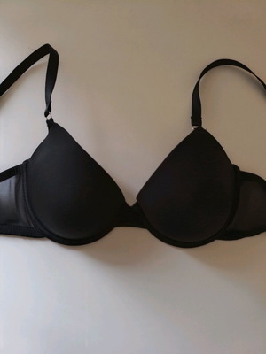 Primark 80D black bra like new without padding with underwire