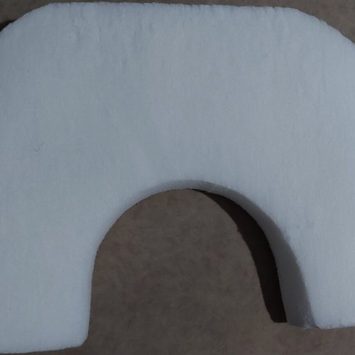 San Diege Twin Nursing Pillow like new