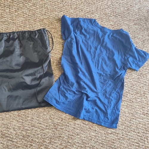 Stoiximan tshirt with backpack like new
