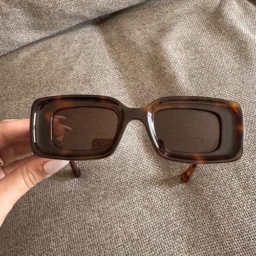 Loewe Anagram LW40101I sunglasses like new, women's tortoiseshell brown