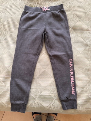 Calvin Klein jeans sweatpants for girls size M like new, gray