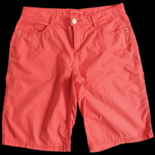 Women's shorts like new, pink-red, size S-M