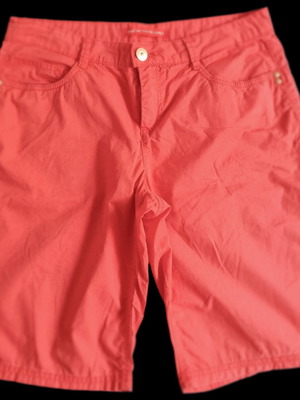 Women's shorts like new, pink-red, size S-M
