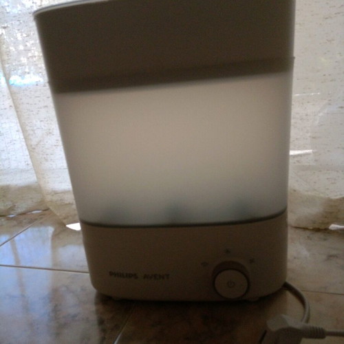 Phillips Avent steriliser and dryer used