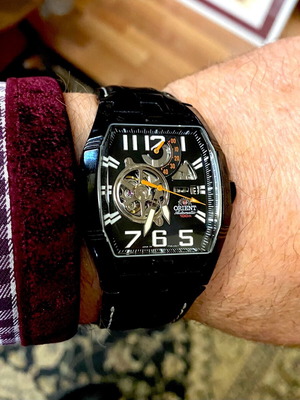 Orient automatic watch like new with waterproof sapphire crystal