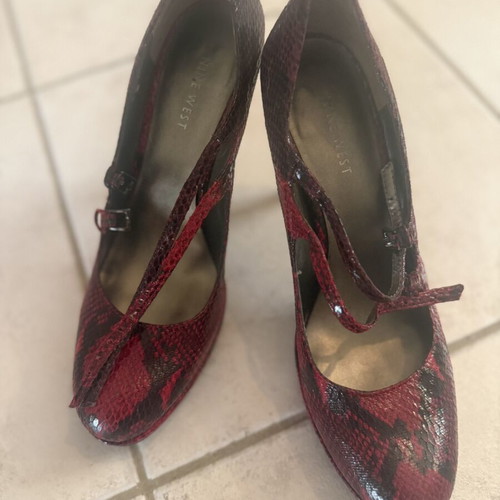 Nine West leopard red Mary Jane style pumps used, size 38
