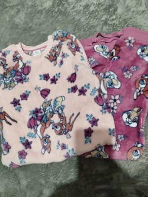 Warm pajamas used 134 cm, colorful top with pants