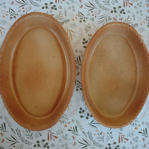 Italian ceramic ovenproof baking dishes used, set of two