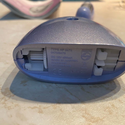 Philips HP6473 Satin Ice epilator used with 3 heads and ice packs
