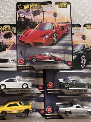Hot Wheels 2026 Premium Boulevard Dash J σετ 5 τεμαχίων #156-160 Ferrari Enzo