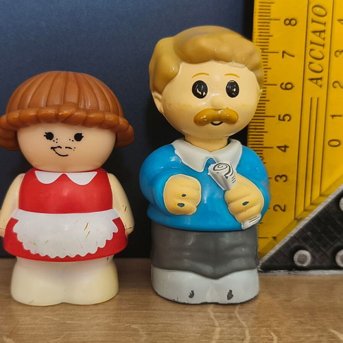 Figures lot of 11, used